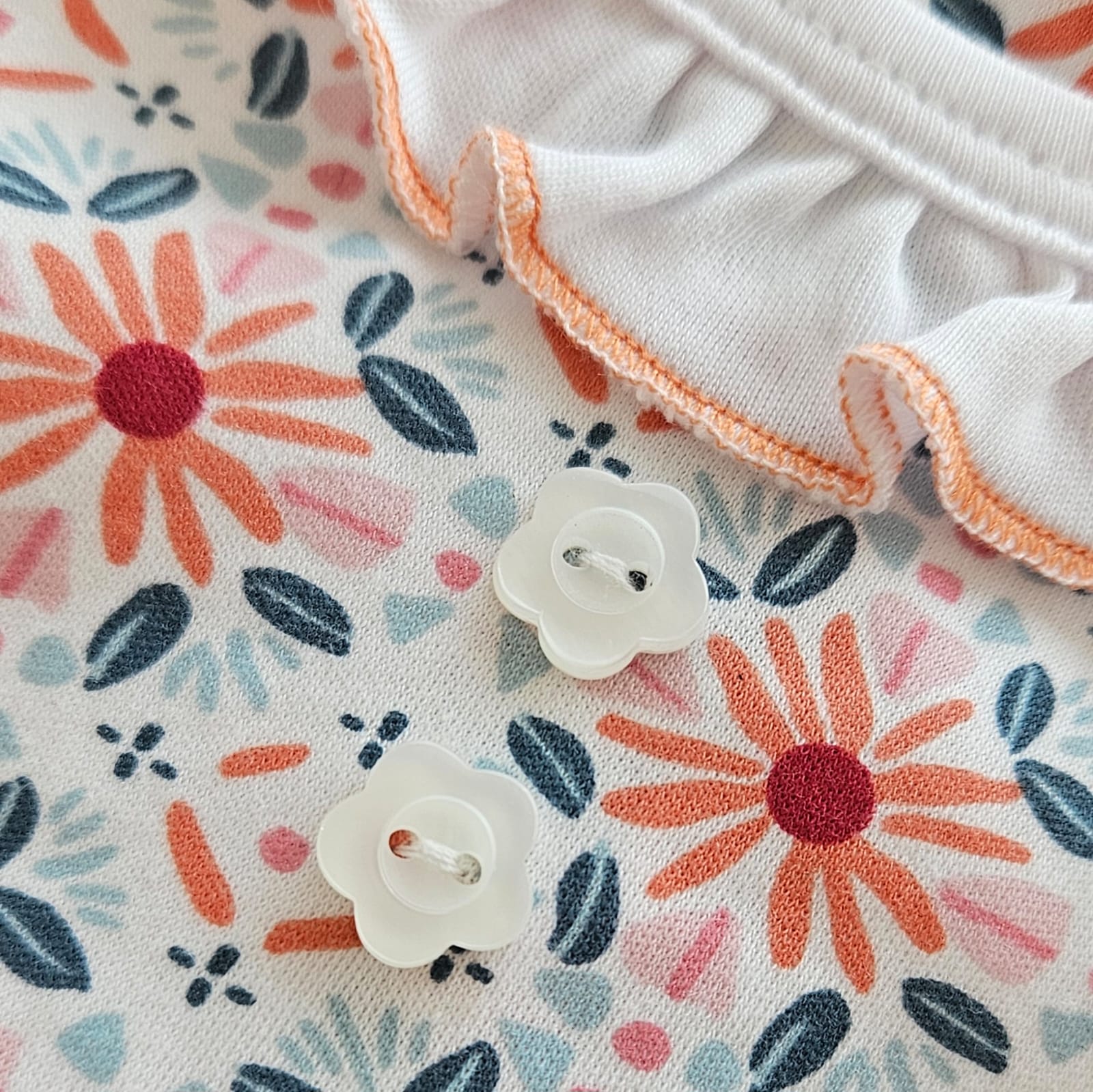 ent36 Enterizo Flores Naranja - Imagen 3